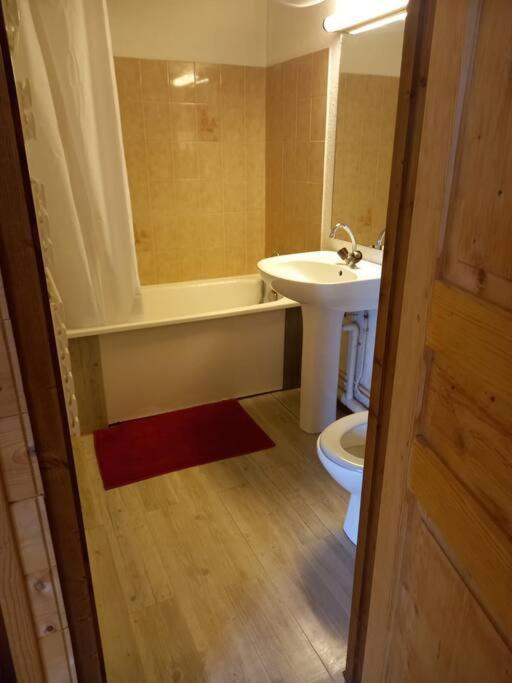 L'Appartement Les Bossons En Lisiere De Foret Dans Le Chalet Genepi อาเรชส์ ภายนอก รูปภาพ